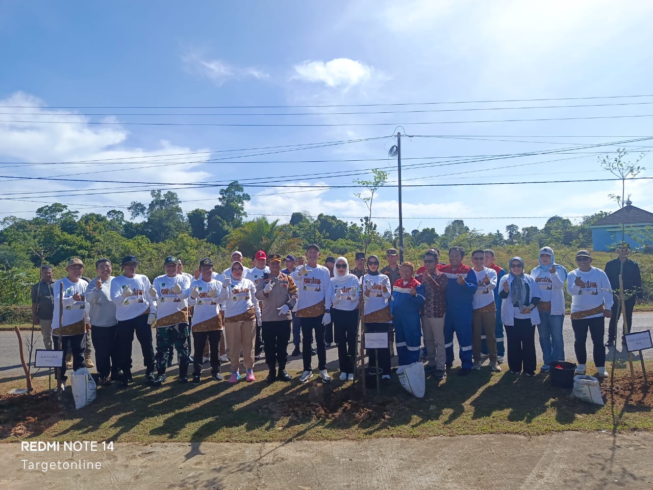 PT GBS Ikuti Kegiatan Tanam Pohon, Dukung Upaya Pemerintah Daerah Melestarikan Lingkungan di PALI, 