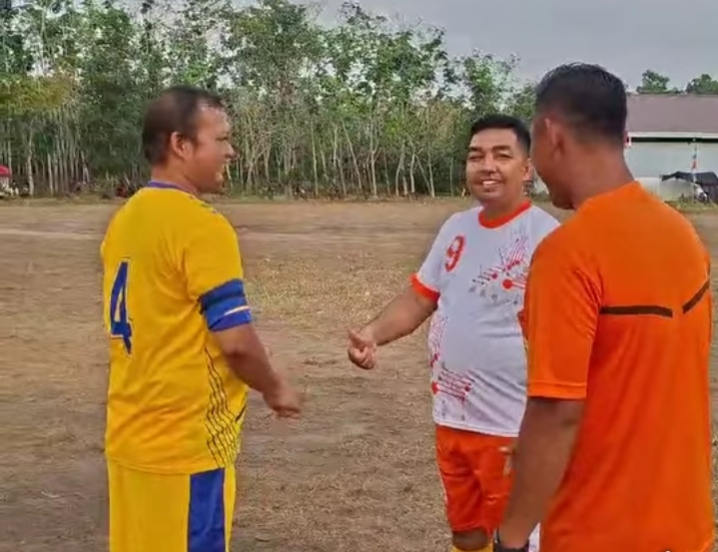 Kades Cup 2026 Betung Barat PALI Meriah, Laga Para Kades Curi Perhatian